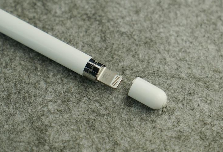 iPhone Pro + Apple Pencil,苹果今年要打脸乔布斯了?