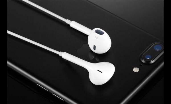 iPhone XR手机电池耗电太快怎么办？如何给iPhone XR换电池？