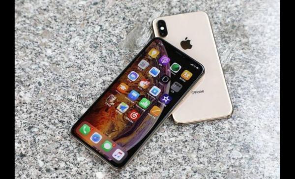 iphone 6s突然白屏，一直没办法开机怎么办？
