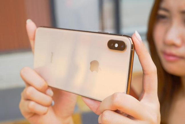 Apple iPhone 11手机抢先评测：你可能不需要买iPhone Pro
