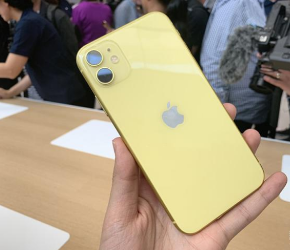 iPhone 11系列销量破亿后,苹果却传来一个坏消息,或损失1020亿