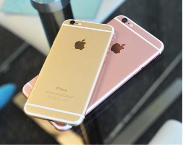 乔布斯忌日,新iPhone卖断货,但这是他想看到的吗?
