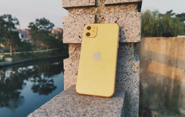 iPhone 11Pro Max卖不动了?会考虑降价吗?