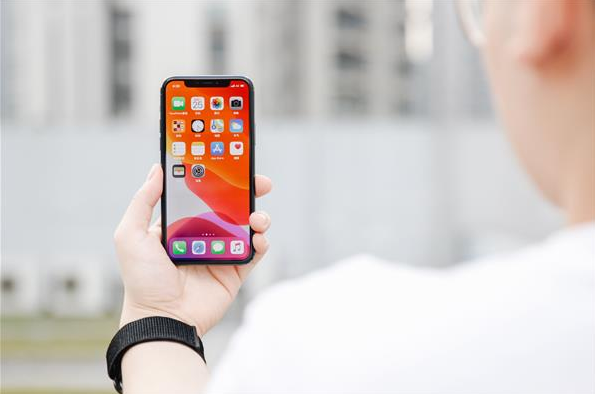 谁才是全能王?华为Mate30 Pro碾压iPhone11 Pro Max
