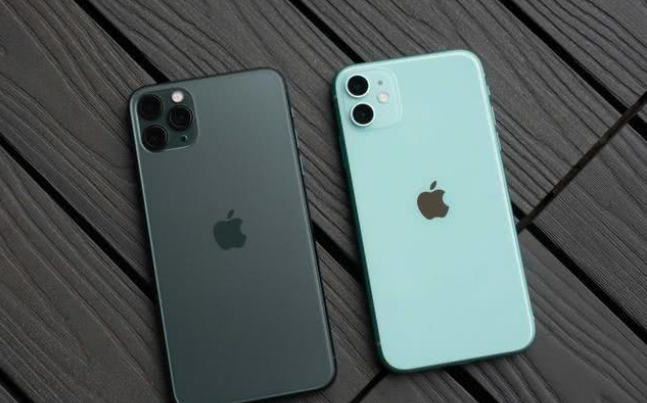 iPhone降价后太香了,从6688跌至4299,现在入手还不算晚!
