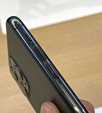 苏州苹果维修查询_人民网都为这款手机的双曲面柔性屏打CALL