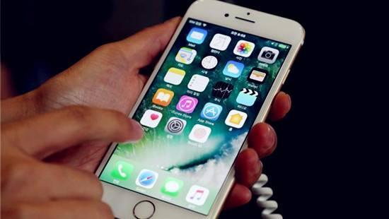 泉州苹果7换电池 _年底iPhone换机怎么选？